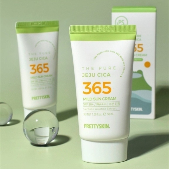 KEM CHỐNG NẮNG RAU MÁ 365 PRETTYSKIN 50ML