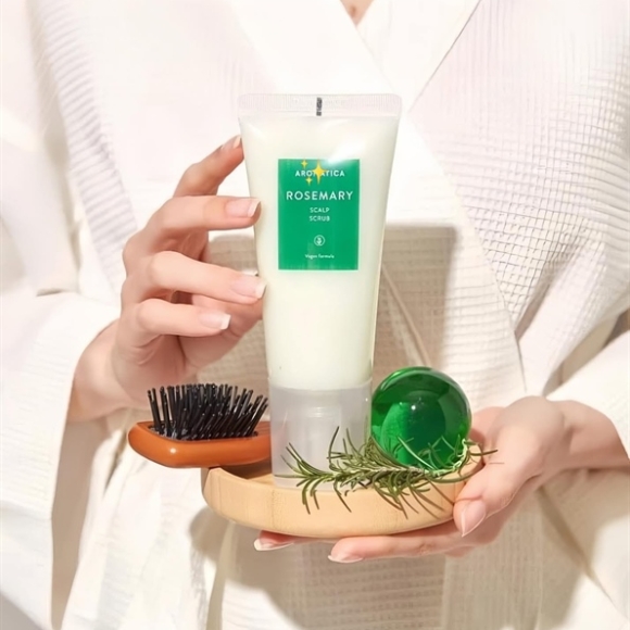 TẨY DA CHẾT DA DẦU AROMATICA 165G