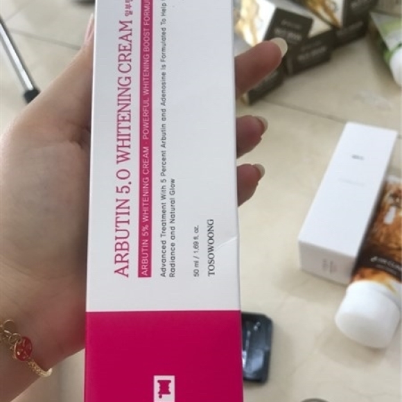 KEM DƯỠNG 5% ARBUTIN TOSOWOONG