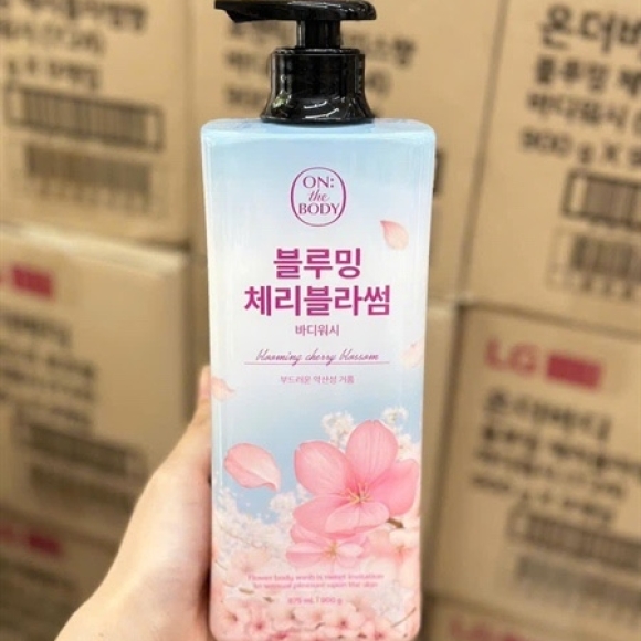 SỮA TẮM ON HOA ANH ĐÀO 900GR