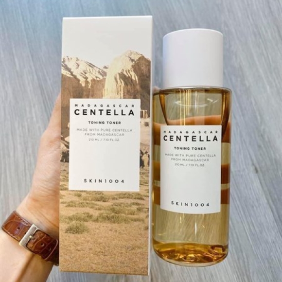 TONER RAU MÁ SKIN1004 210ML