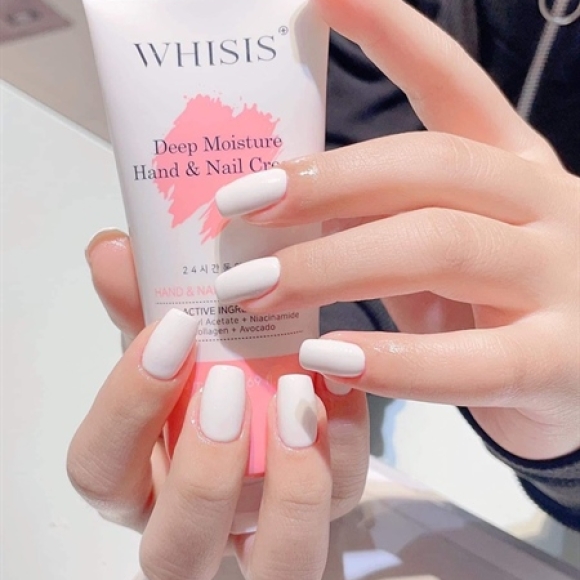 KEM DƯỠNG DA TAY WHISIS