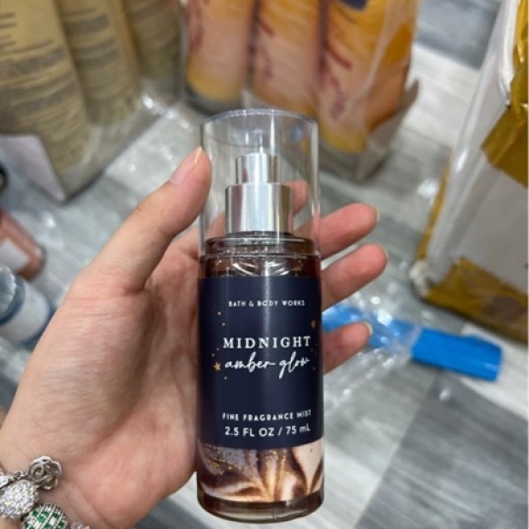 Xịt BBW INTO THE NIGHT 75ml