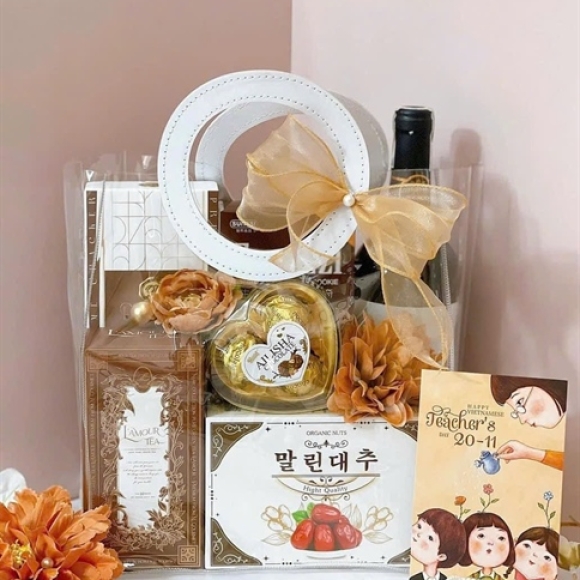 Giỏ Quà Tết Có Rựu