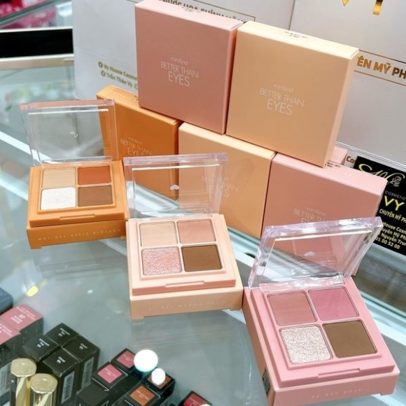 PHẤN MẮT ROMAND 4 Ô W02