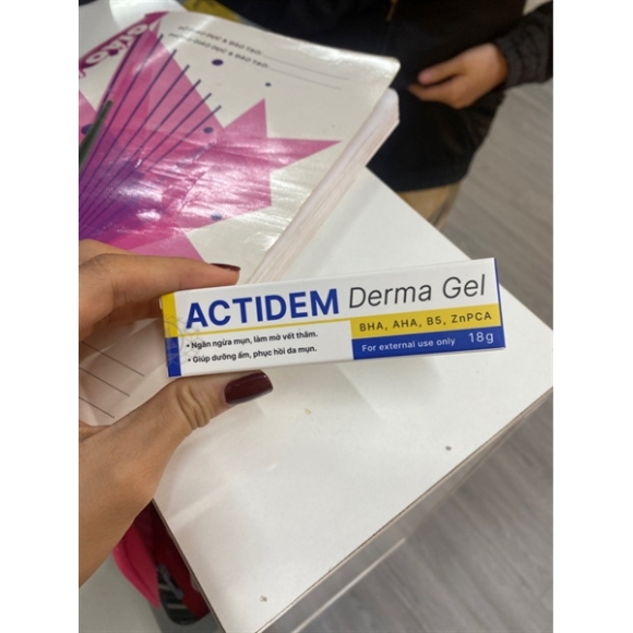 Kem dưỡng trị mụn actidem derma gel